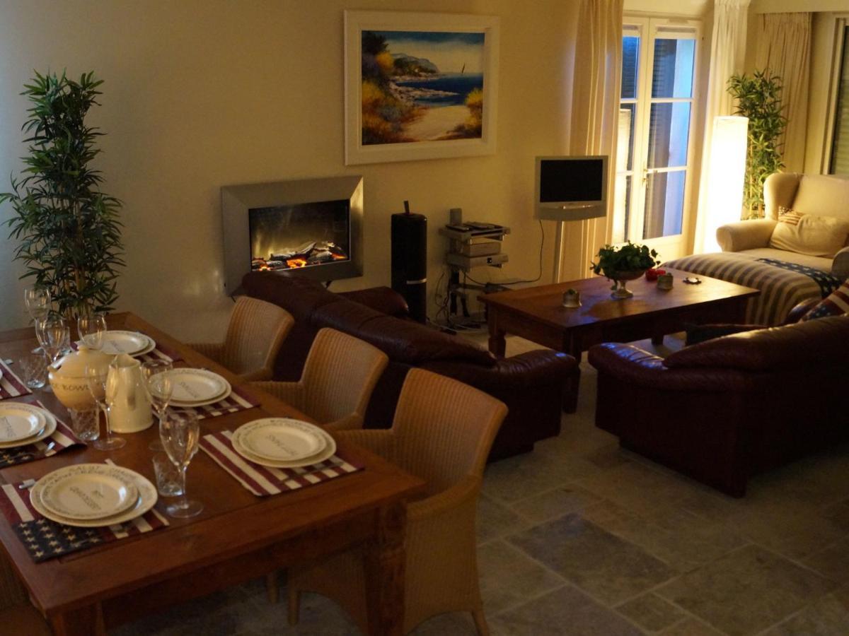 Villa In Antheor With Private Swimming Pool Saint-Raphaël エクステリア 写真