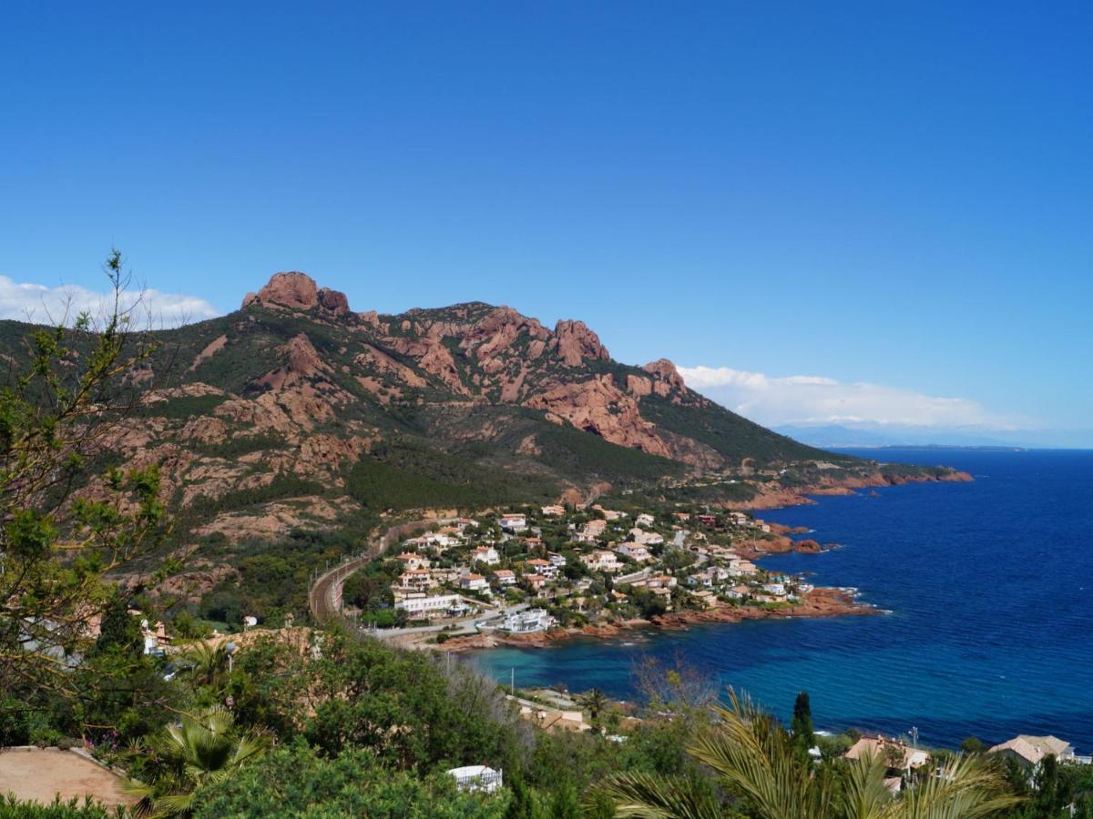 Villa In Antheor With Private Swimming Pool Saint-Raphaël エクステリア 写真