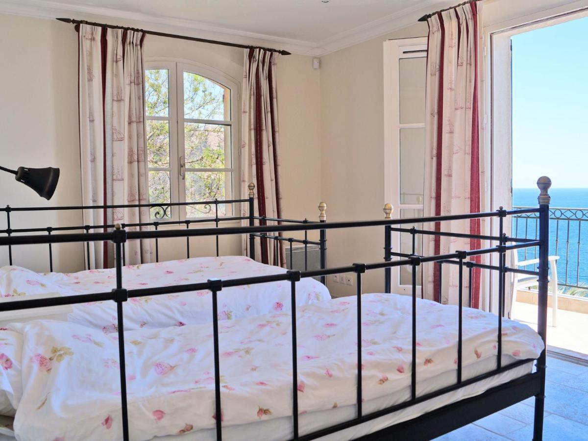 Villa In Antheor With Private Swimming Pool Saint-Raphaël エクステリア 写真